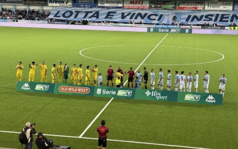 Virtus Entella-Carrarese, il primo tempo finisce 1 a 0