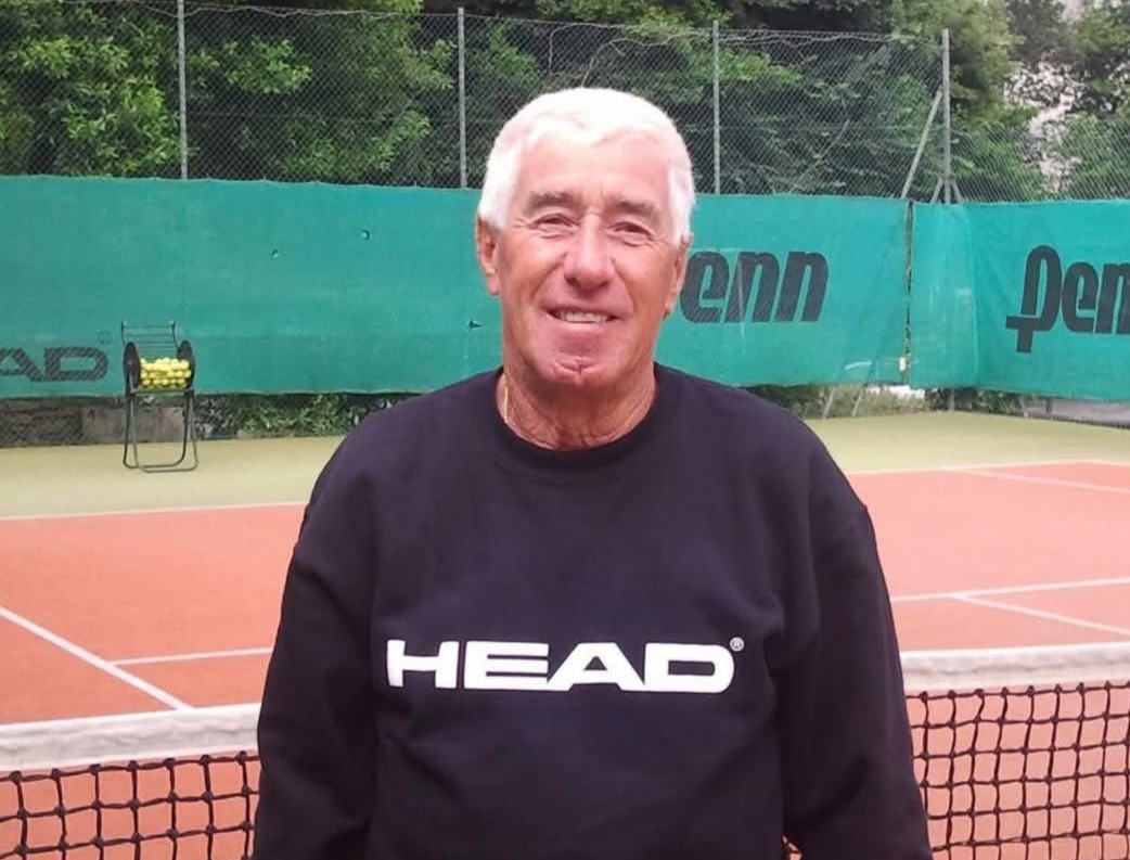 Rapallo piange Luigi “Mario” Costa, storico maestro di tennis