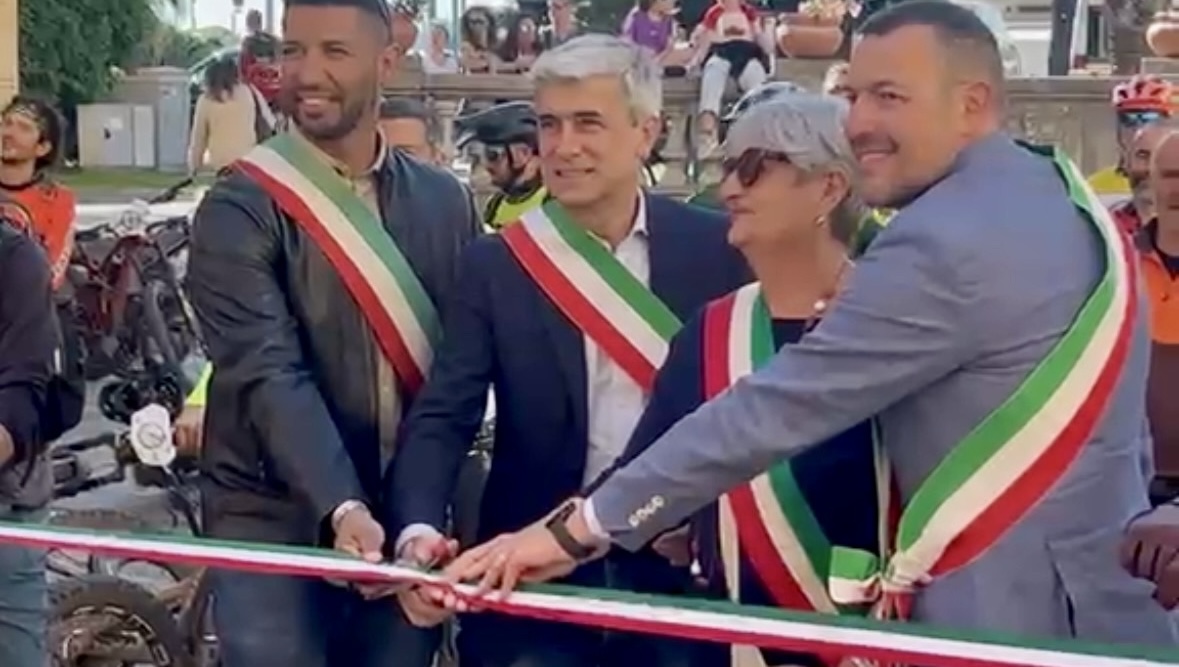 Sestri, grande successo per l’inaugurazione de “La Via del Mare”