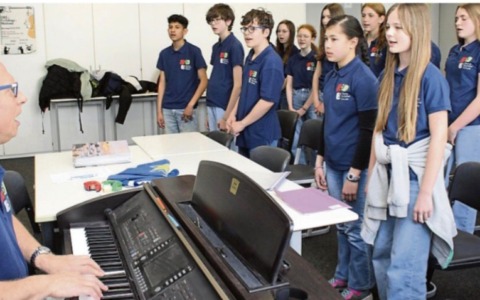 Sestri Levante: al via l’Erasmus per il coro della scuola media Descalzo