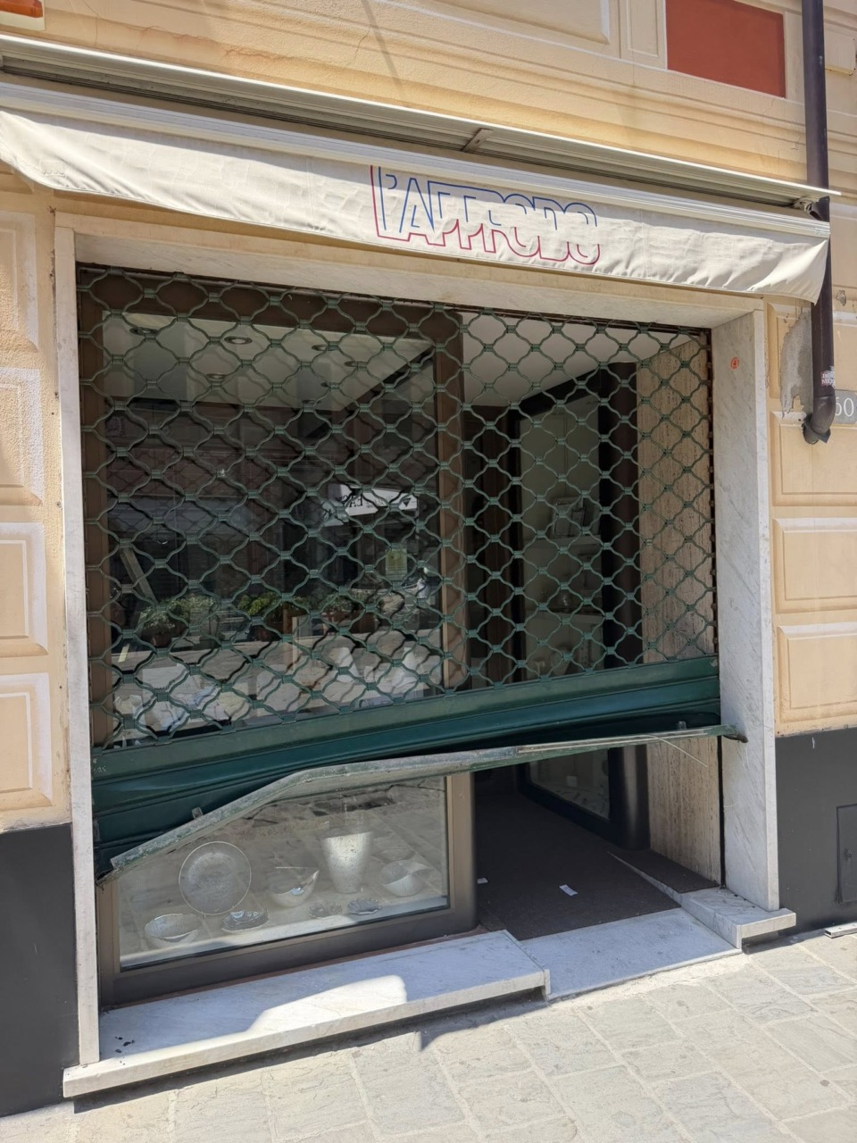 Furto con spaccata in una gioielleria di Sestri Levante