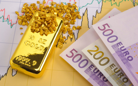Oro, agosto delicato per chi ha investito i risparmi: cosa sapere prima di decidere