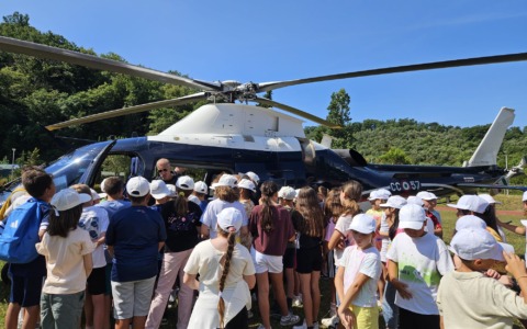 Sestri Levante: 144 alunni a lezione di sicurezza con i Carabinieri e la Croce Rossa