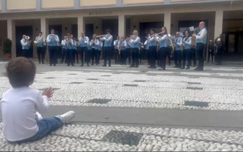 Recco celebra la Festa della Musica con la parata della filarmonica Rossini