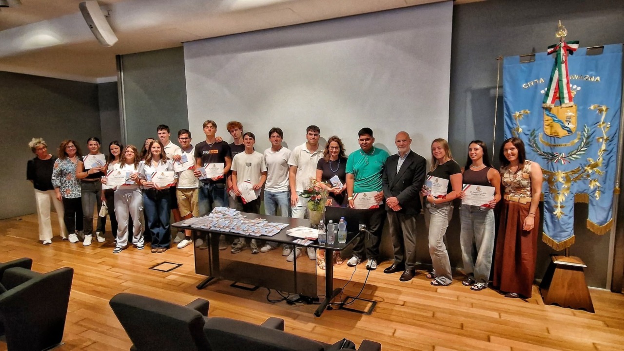 Lavagna, la Costituzione ai neo-diciottenni