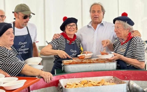 L’assessore Lombardi alla Sagra del Bagnun: «Tradizione da preservare e motore per il turismo»