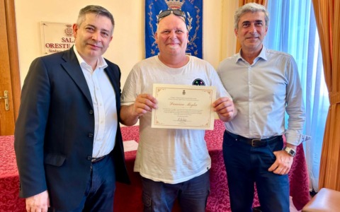 Cittadino premiato per altruismo civico dal Comune di Sestri Levante