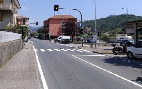 Semaforo intelligente in via Sara a Sestri Levante, perplessità a Casarza Ligure