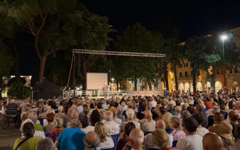 Dionisio Festival, a Chiavari arriva Enzo Decaro con il Gabbiano Jonathan Livingston