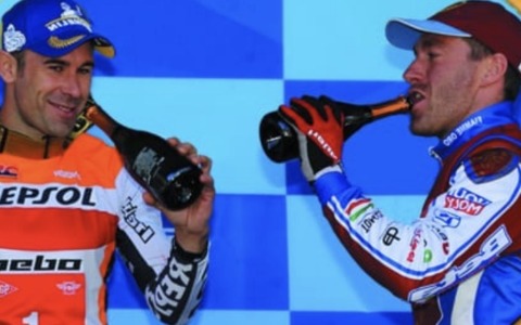 Il campione del mondo Toni Bou e il campione italiano Matteo Grattarola accendono il Trial Show di Santo Stefano d’Aveto
