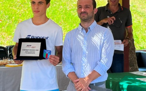 Recco, Pietro Ruscica è campione regionale Under 13 di tennis