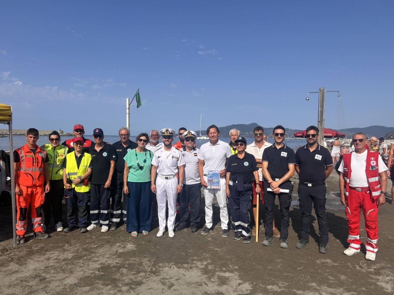 “Bandiera blu, al mare in sicurezza”: a Chiavari una mattinata di prevenzione, dimostrazioni e soccorso