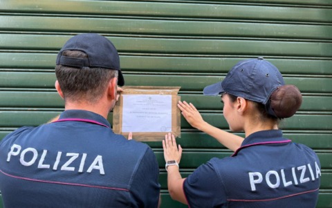 Polizia, il questore di Genova chiude per 30 giorni un bar di Rapallo