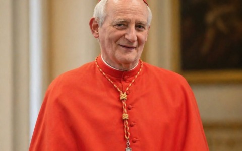 80 anni di Villaggio, arriva il cardinale Matteo Maria Zuppi