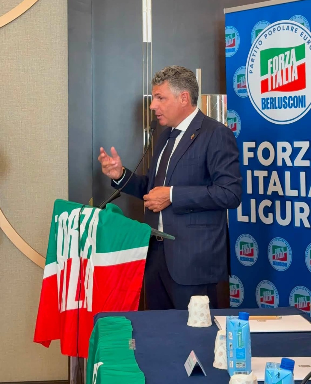 Carlo Bagnasco rieletto per acclamazione segretario regionale di Forza Italia