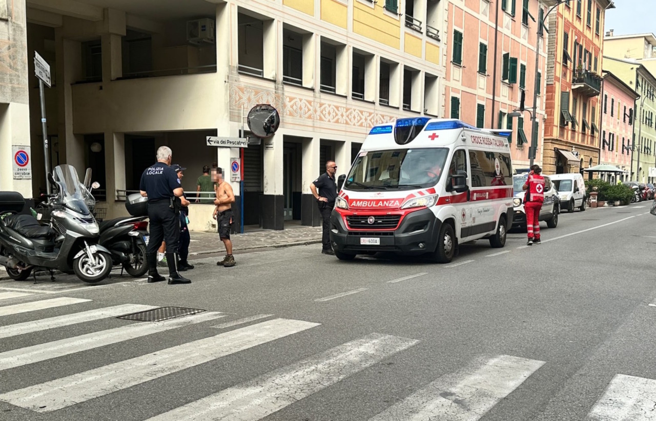 Anziana investita a Lavagna, trasportata in codice giallo in ospedale