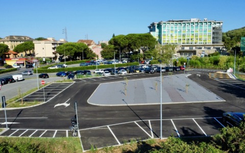 Sestri Levante, operativa la nuova area parcheggio gratuita vicino all’ospedale