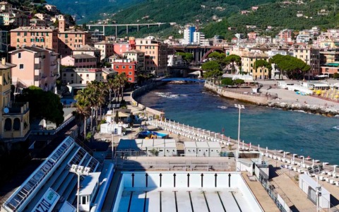 Piscina Antonio Ferro di Recco, una settimana in più per completare la demolizione della gradinata