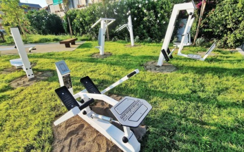 Lavagna, ai Giardini di Arenelle arrivano le nuove attrezzature ginniche all’aperto