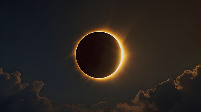 Mercoledì 12 agosto l’eclissi di sole parziale: proteggete gli occhi