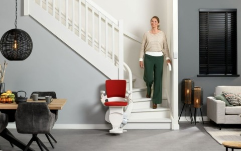 Accessibilità in casa: la guida ai montascale