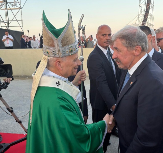 A Rimini l’incontro fra Papa Leone XIV e il presidente della Regione Liguria Marco Bucci