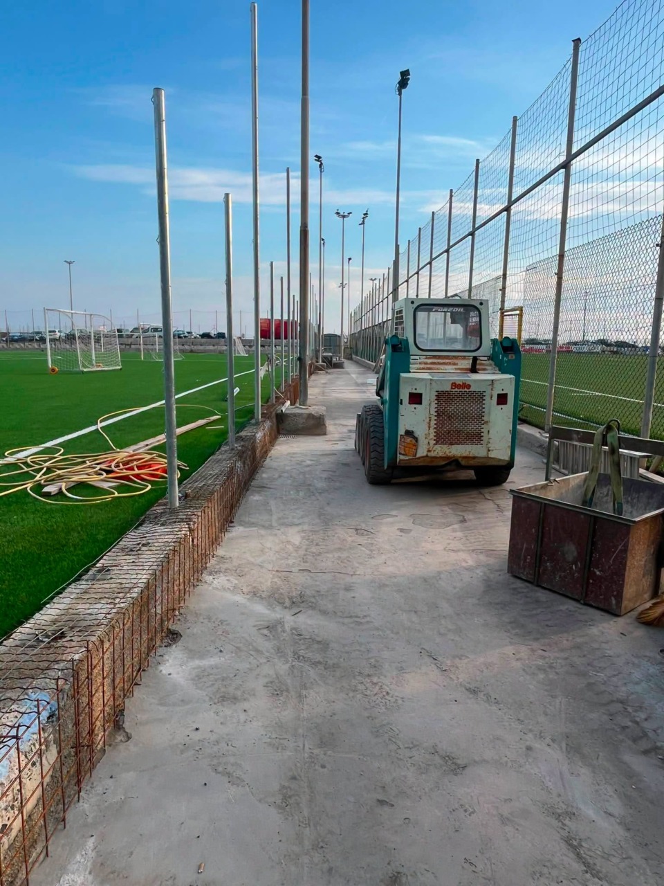 Manutenzione e riqualificazione dei campi della Colmata