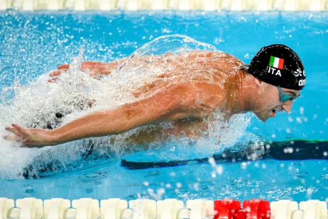 Europei di Parigi: Alberto Razzetti vola in finale nei 400 misti. Stasera la caccia alla medaglia