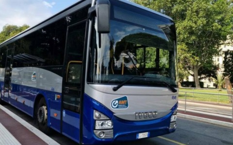 Trasporto pubblico in Val Fontanabuona: i sindaci contro i tagli alla Linea 715 e le scelte calate dall’alto