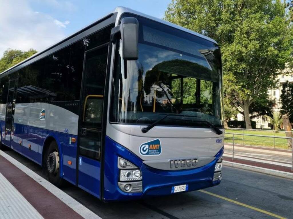 Trasporto pubblico in Val Fontanabuona: i sindaci contro i tagli alla Linea 715 e le scelte calate dall’alto