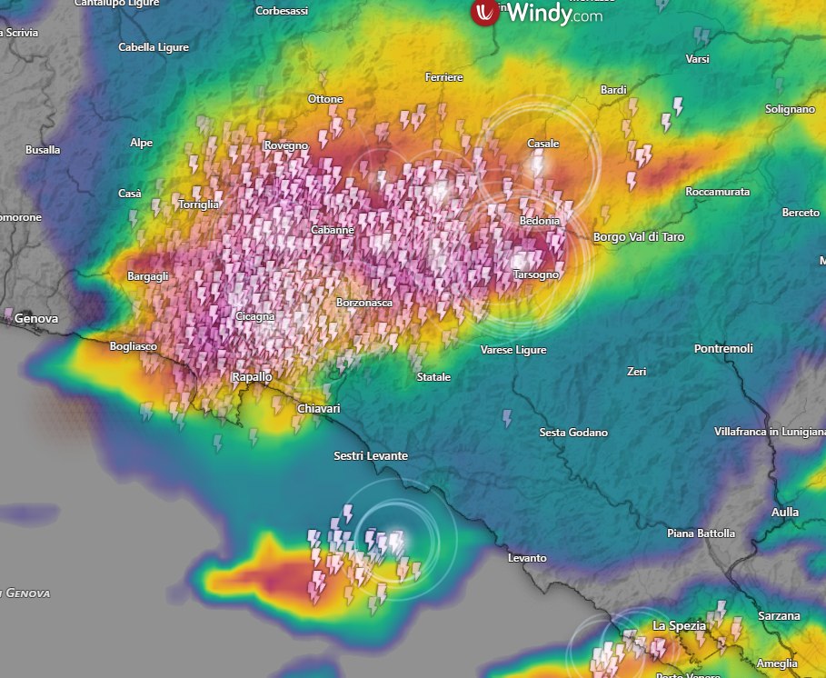 Temporali autorigeneranti sulla Liguria: oltre 100 millimetri nell’entroterra
