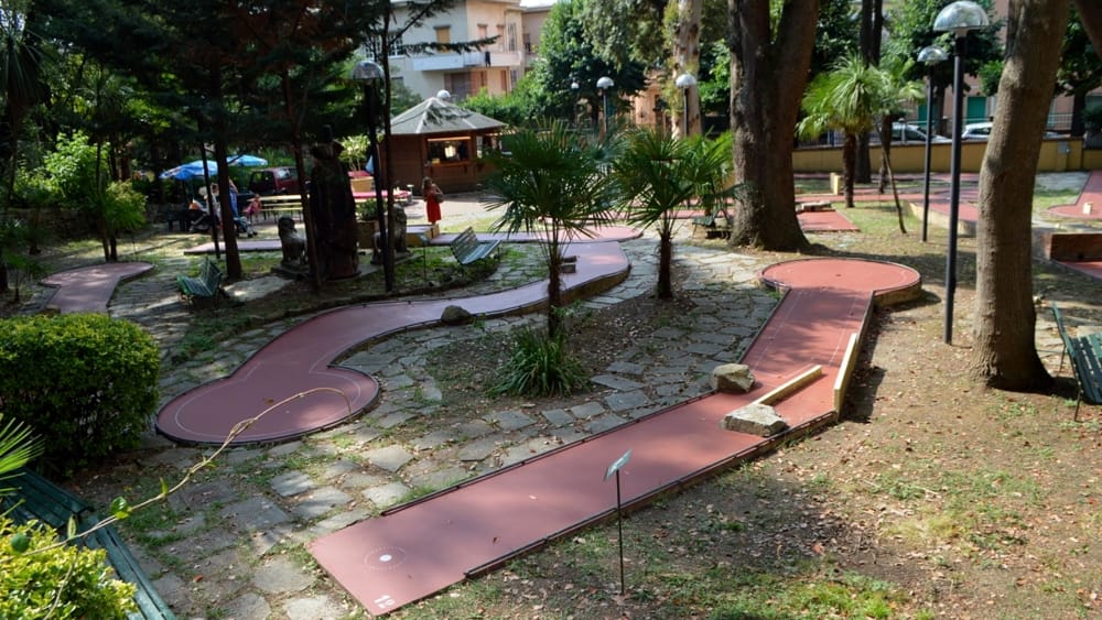 Minigolf di viale Rainusso, Viva Santa: «Passo indietro sul parcheggio»