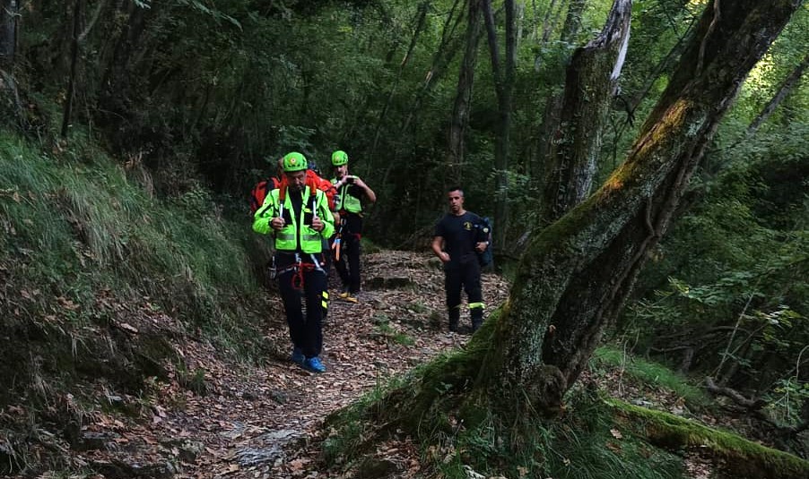 Distorsione alla caviglia, soccorso escursionista