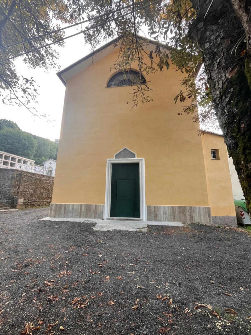 Levaggi, nuova illuminazione nella zona della chiesa e del cimitero