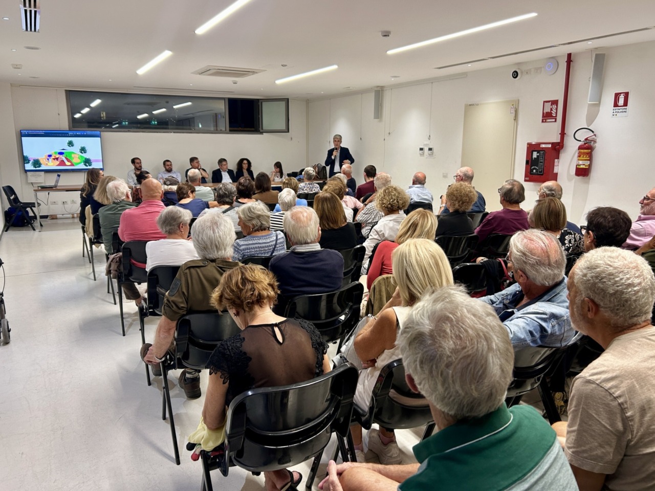 Incontro pubblico con la frazione di Riva, tra i progetti presentati la nuova struttura del Bagnun