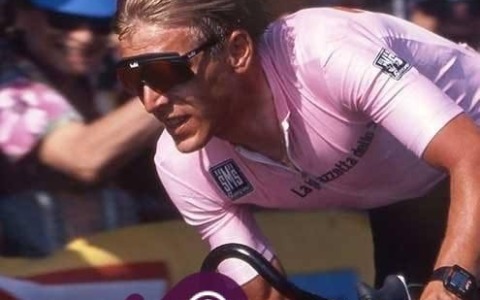 Venerdì 2 ottobre a Recco il ciclista  Berzin al Festival della Valle del Tempo