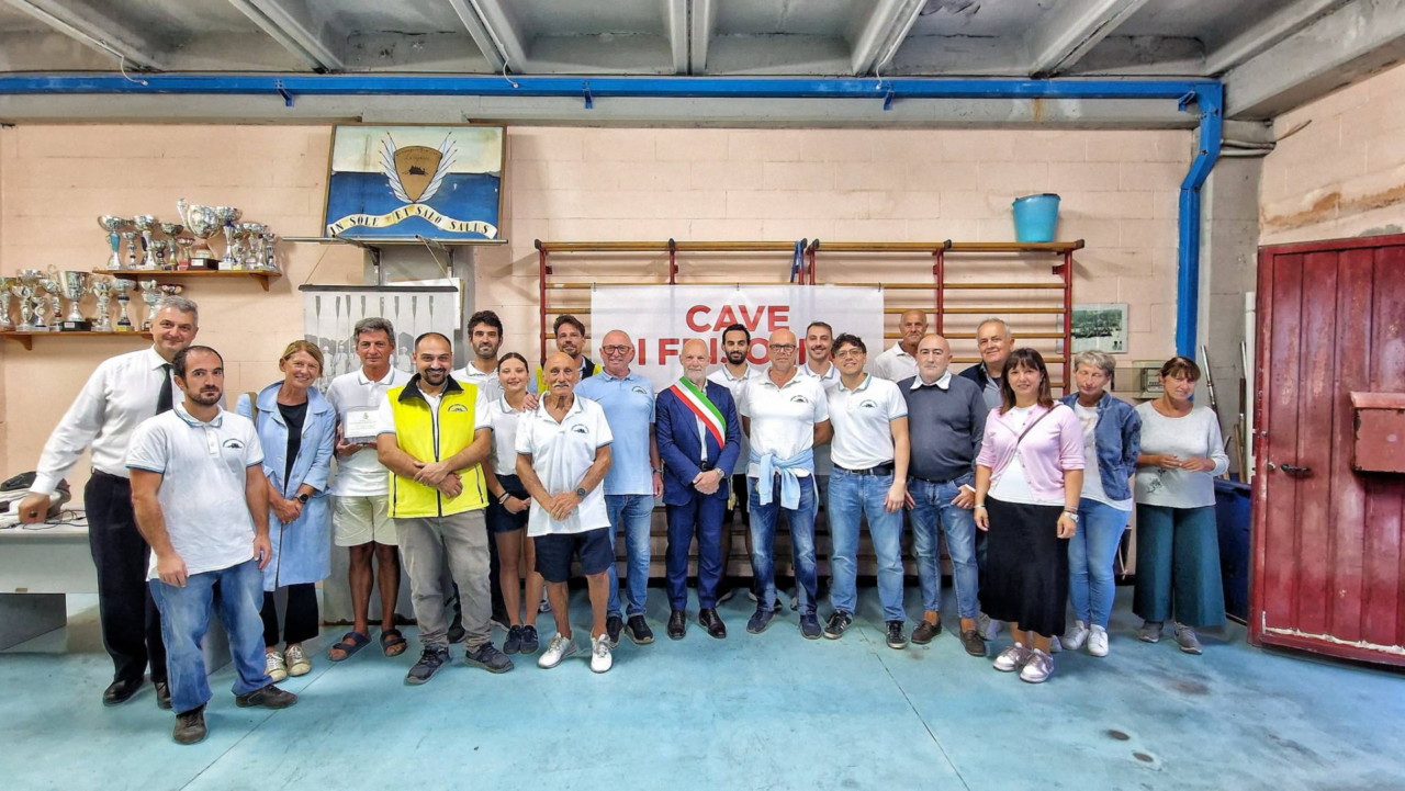 Secondo posto al Palio del Tigullio, il sindaco incontra la squadra di Lavagna