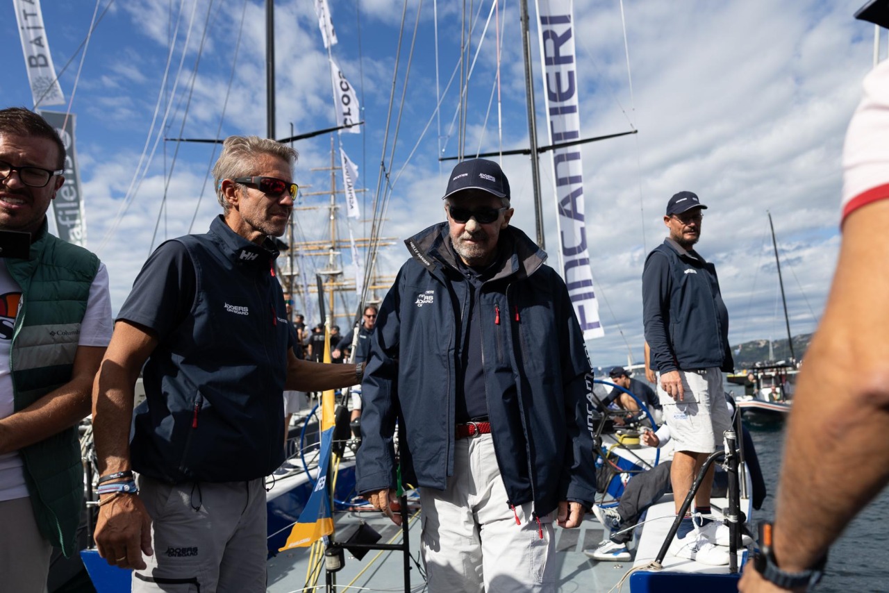 Barcolana: il presidente Bucci a bordo di “Doers on board” di Fincantieri