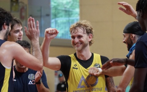 Aurora Basket Chiavari presenta la stagione 2026/2027