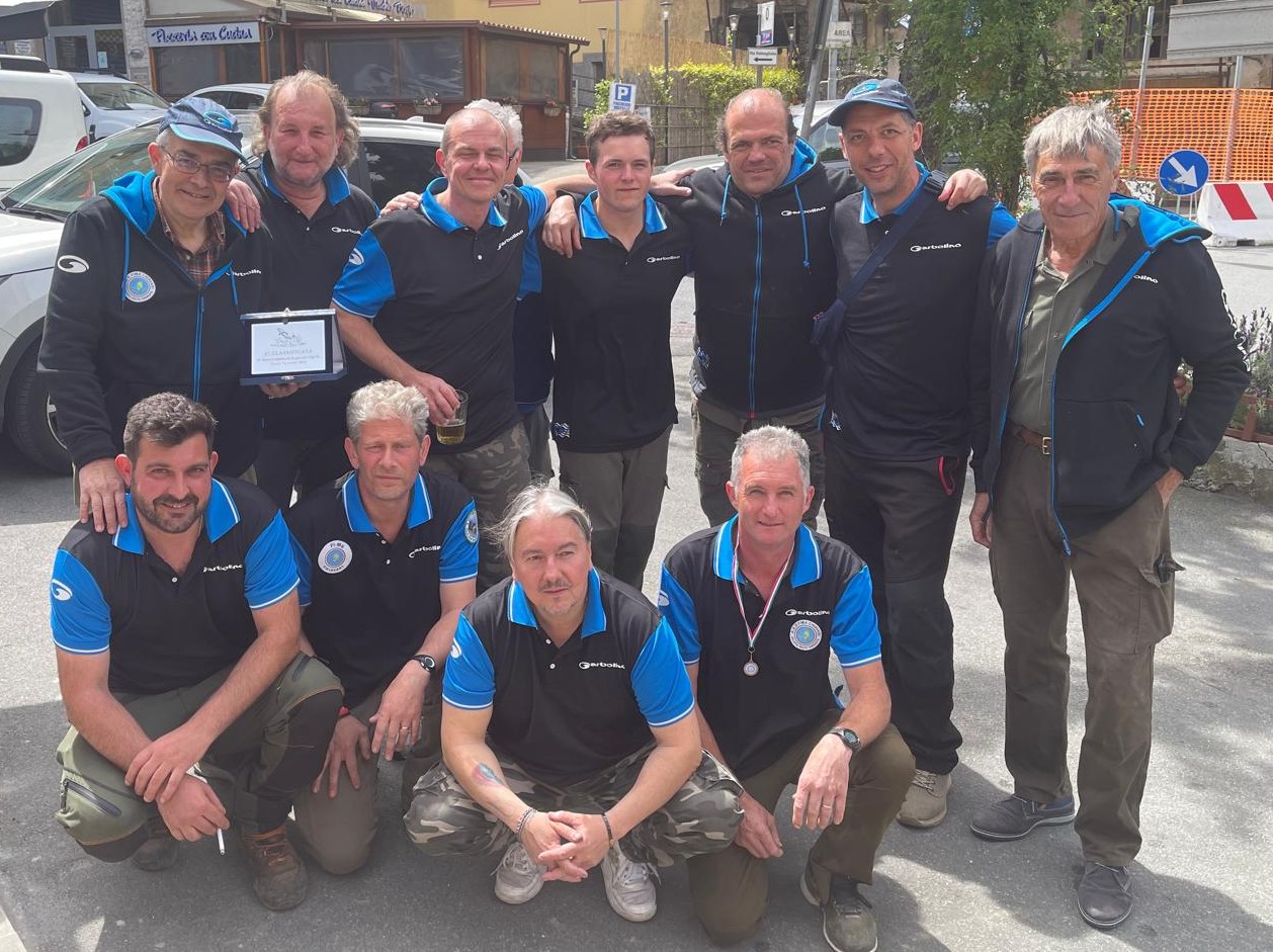Mezzanego, i campioni della pesca si ritrovano per ricordare Guido Massa e Fabrizio Pitto