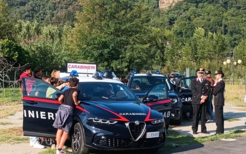 Cogorno, oltre 100 studenti incontrano Carabinieri e Croce Rossa per imparare la cultura della legalità