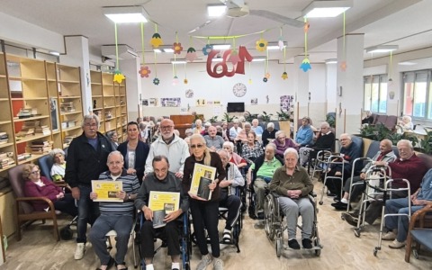 Gli anziani diventano giurati letterari: Santa in Giallo premia Marco Phillip Massai