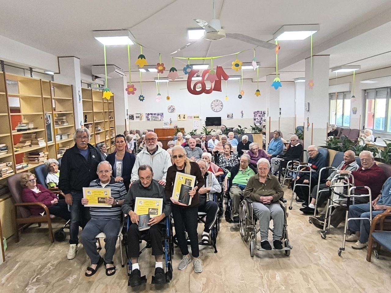 Gli anziani diventano giurati letterari: Santa in Giallo premia Marco Phillip Massai