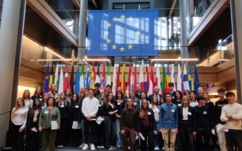 Concorso “Diventiamo cittadini europei”, studenti al Parlamento Europeo
