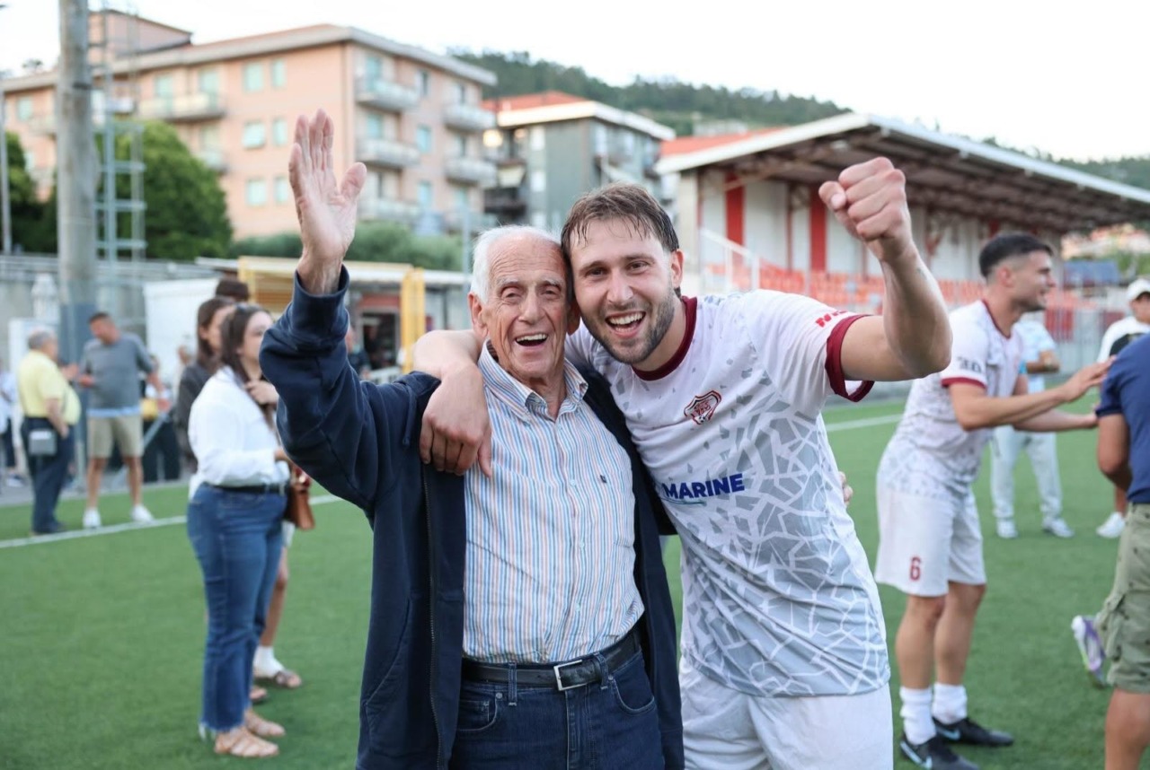 Lutto in casa granata: addio ad Aldo Pietronave, primo tifoso del Casarza e del nipote Gianluca Righetti