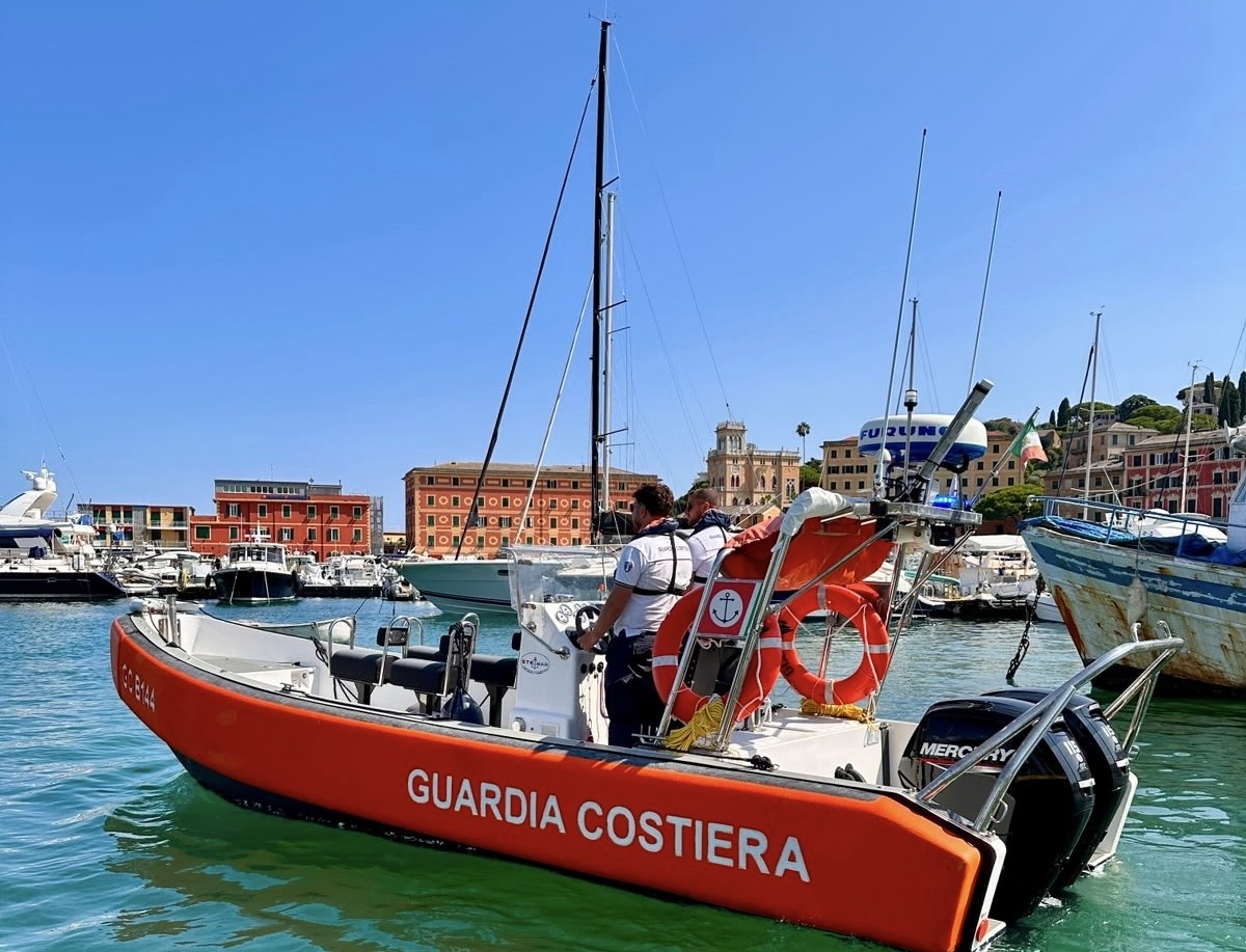 Area Marina Protetta di Portofino, denunciato pescatore sportivo