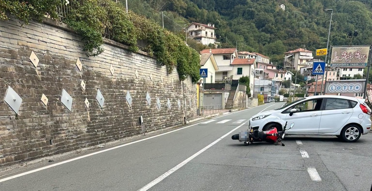 Incidente stradale sulla 225 della Fontanabuona in località Bavaggi